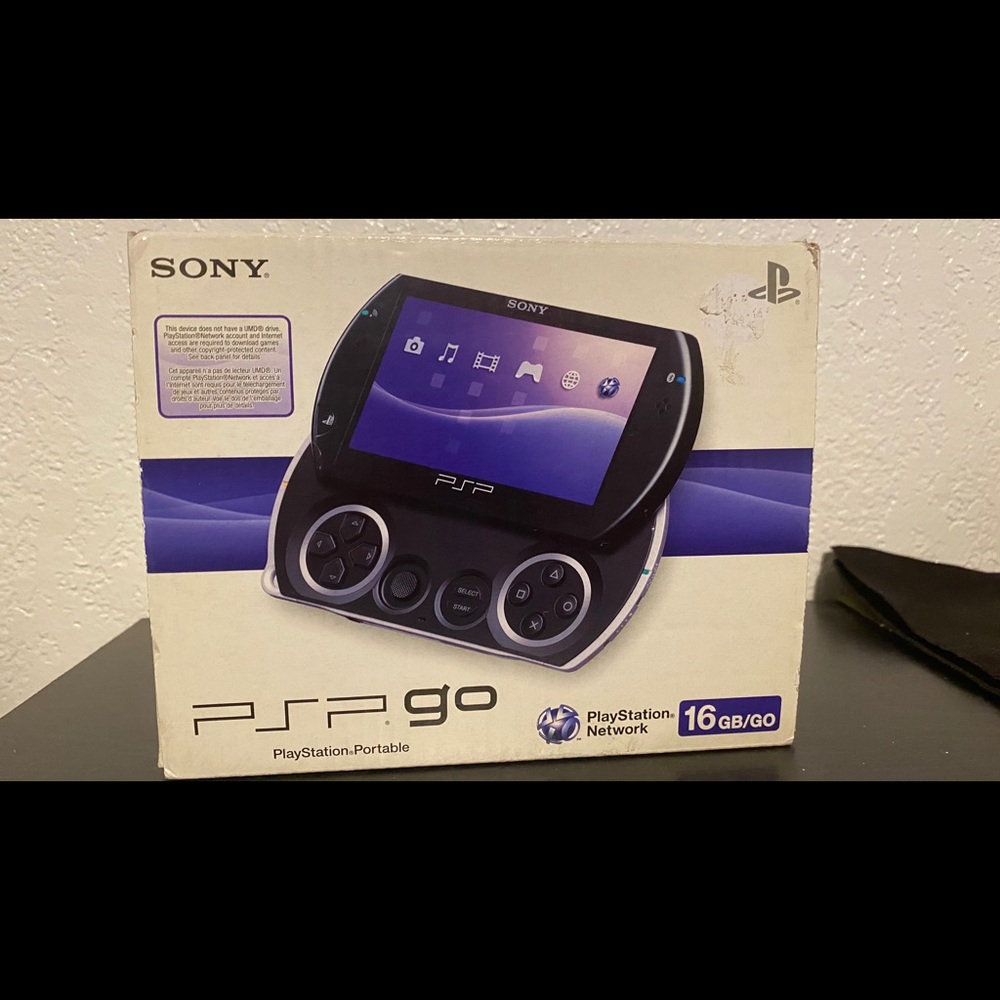Psp go 16gb piano black